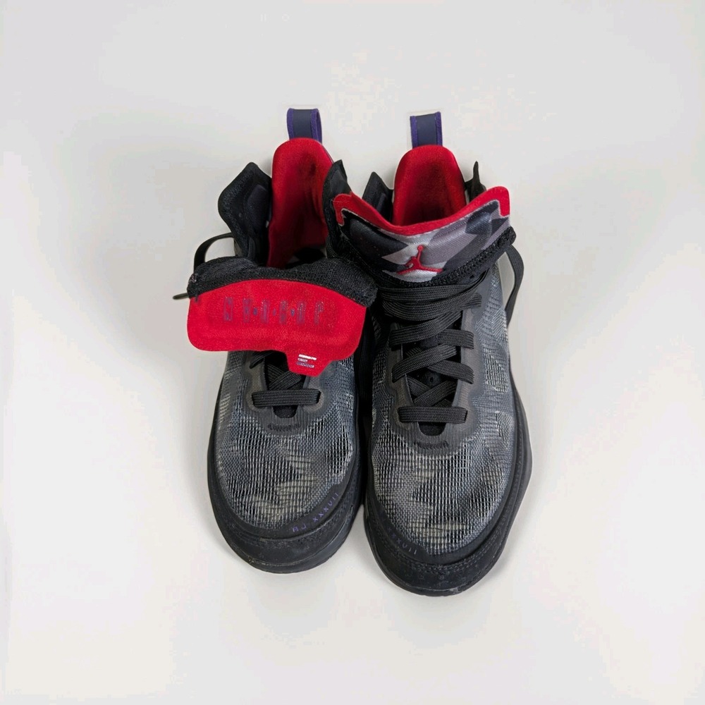 Air Jordan 37 Raptors Black Basketball Sneakers 6Y Red